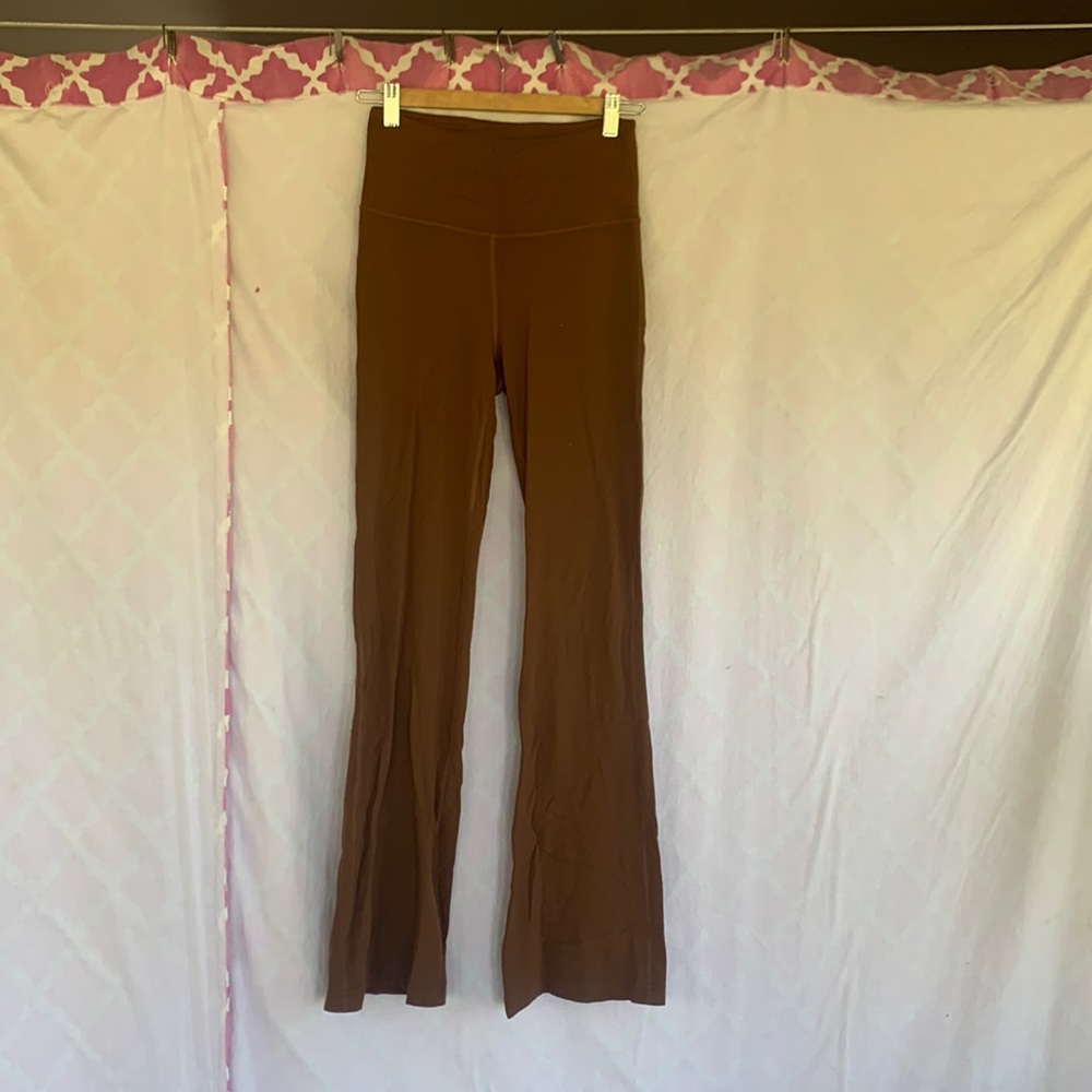 Lululemon Groove super-high-rise flare pant size 6
